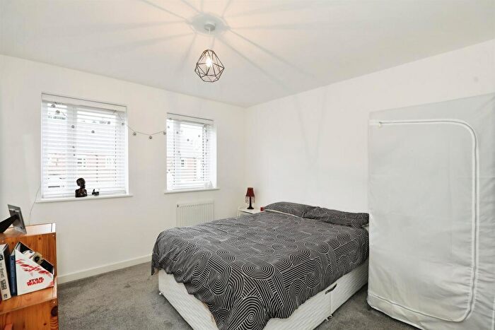 3 Bedroom Terraced House For Sale In Poplar Vale, Crowton, Northwich, CW8