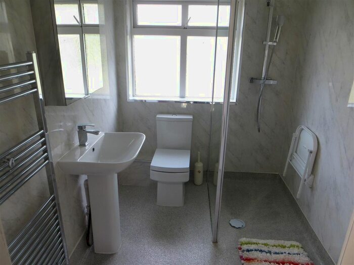 3 Bedroom Semi-Detached House To Rent In Hazelwood Road, Acocks Green, Birmingham, B27