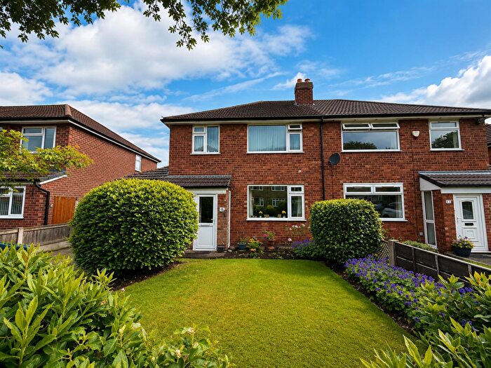 3 Bedroom Semi-Detached House For Sale In St. Martins Road, Sale, M33