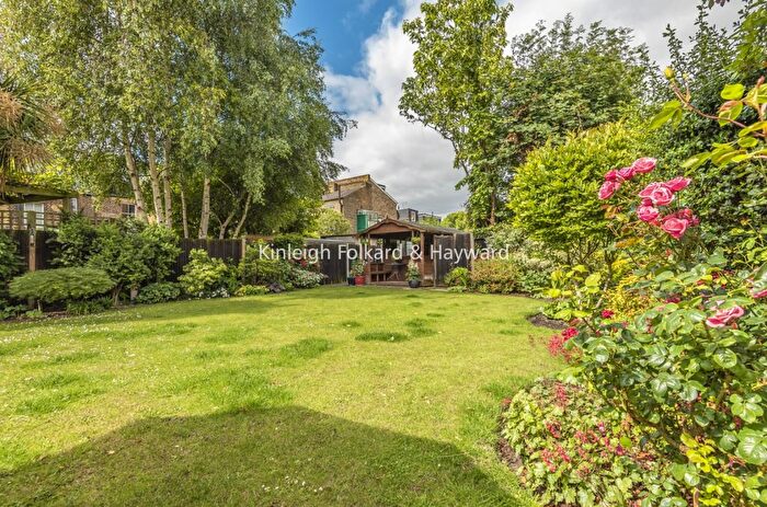 4 Bedroom Detached House To Rent In Berrymede Road, London, W4