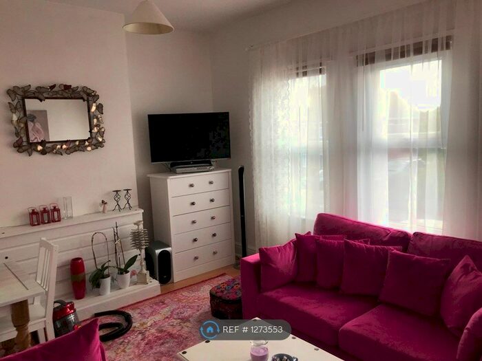 1 Bedroom Flat To Rent In London Road, Coalville LE67