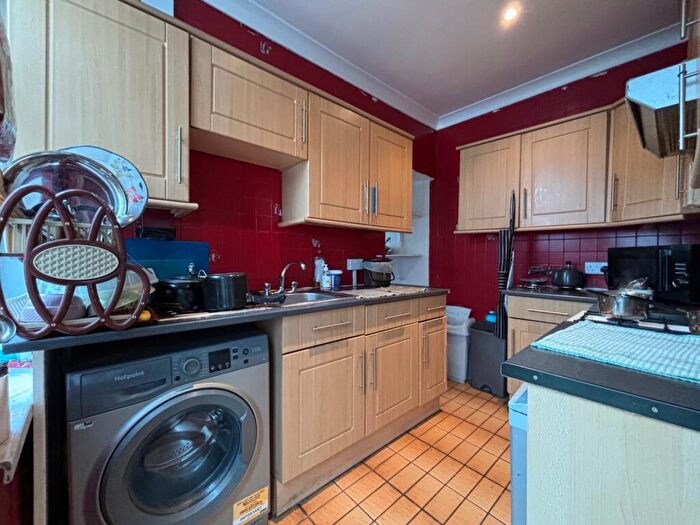 5 Bedroom Terraced House To Rent In Talworth Street, Roath, CF24