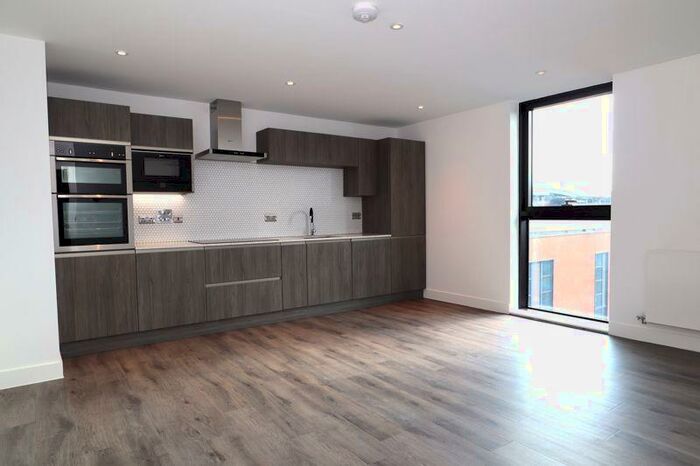 2 Bedroom Apartment To Rent In Brayford Wharf North, Lincoln, LN1