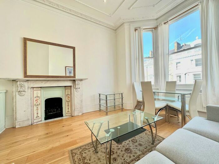 2 Bedroom Flat To Rent In Coleherne Road, London, SW10
