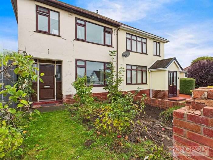 3 Bedroom Semi-detached House For Sale In Frances Avenue, Wrexham, LL12