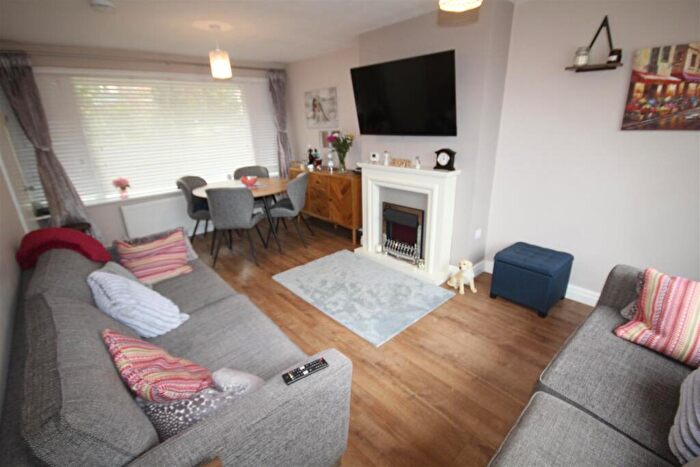 3 Bedroom Semi-Detached House For Sale In York Road, Colwyn Bay, LL29