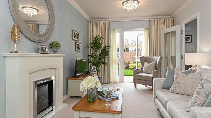 2 Bedroom Flat For Sale In Flat A Elmhirst Lodge, Station Road, Totnes, TQ9