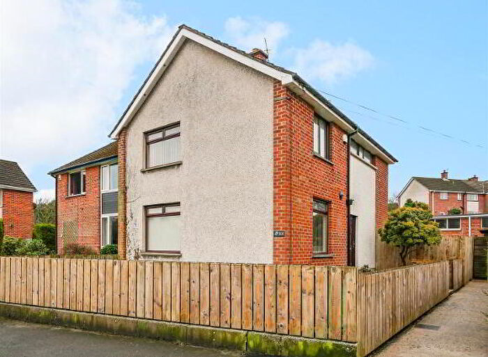 3 Bedroom Semi-Detached House For Sale In Belvoir Drive, Belfast, BT8