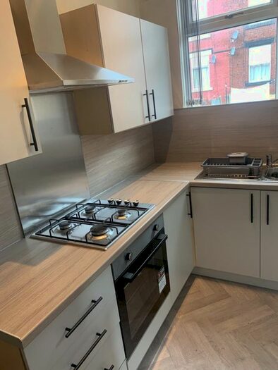 1 Bedroom Terraced House To Rent In Shafton View, Leeds, LS11