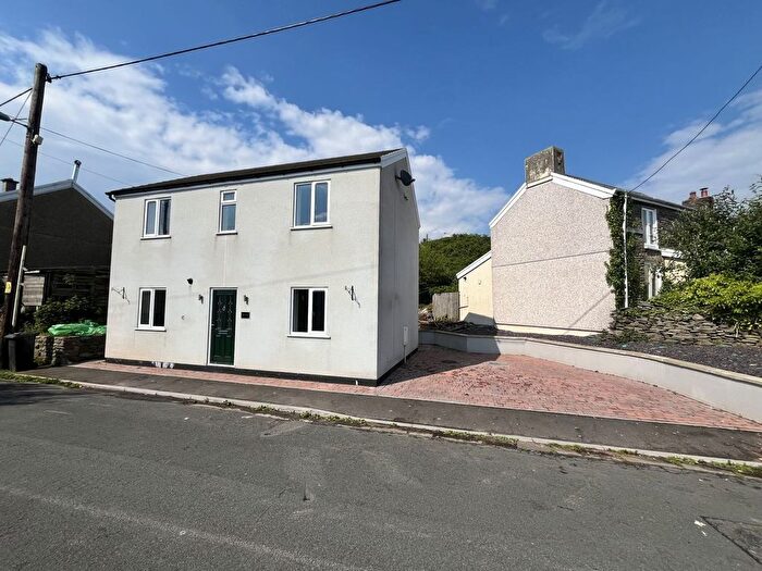 3 Bedroom Detached House To Rent In Bedlinog Terrace, Bedlinog, Treharris, CF46