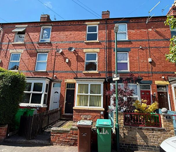 3 Bedroom Terraced House For Sale In A Albany Road, Nottingham, NG7