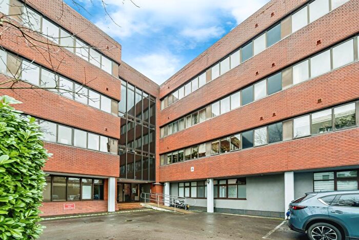 1 Bedroom Flat For Sale In Walton Street, Aylesbury, HP21