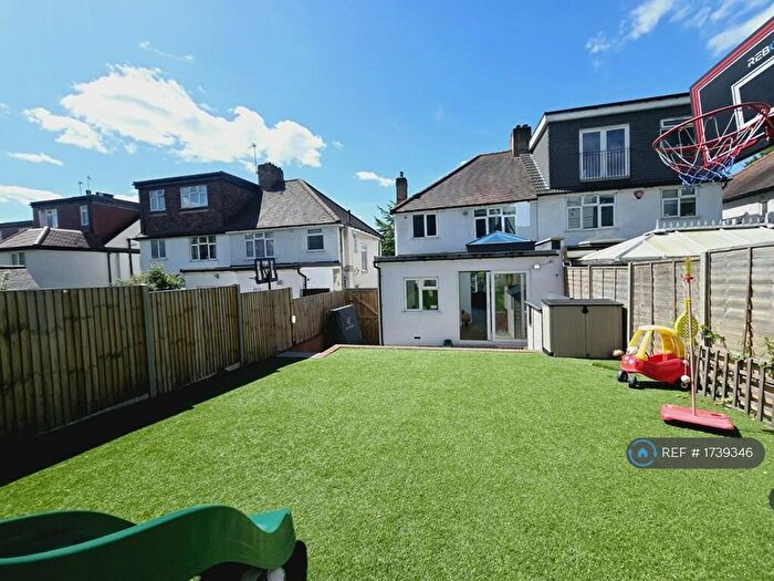 3 Bedroom Semi-Detached House To Rent In Holders Hill Avenue, London, NW4