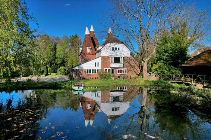 5 Bedroom Detached House For Sale In Park Farm, Salehurst, Robertsbridge, East Sussex, TN32