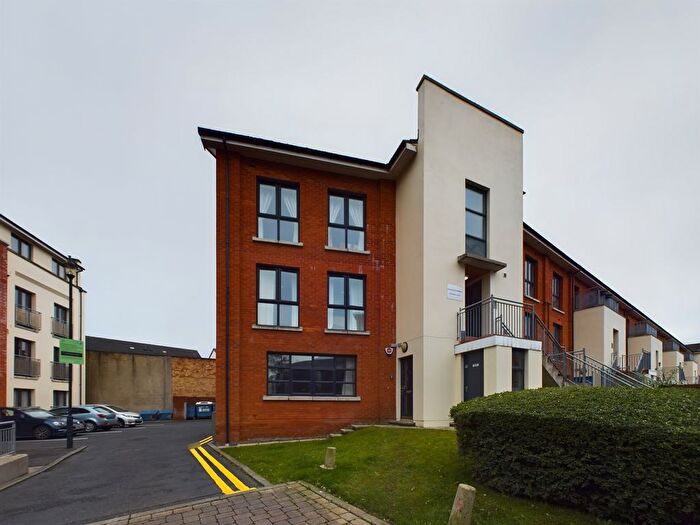 2 Bedroom Flat To Rent In Old Bakers Court, Belfast, BT6