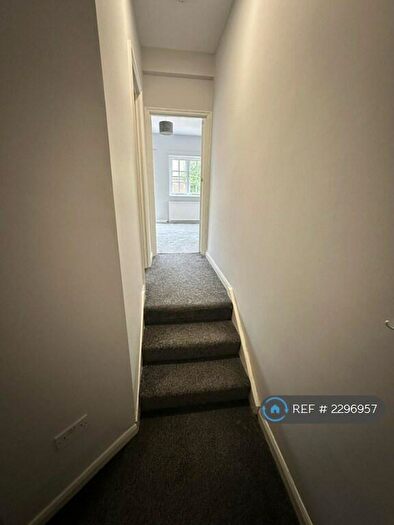 1 Bedroom Flat To Rent In High Street, Berkhamsted, HP4