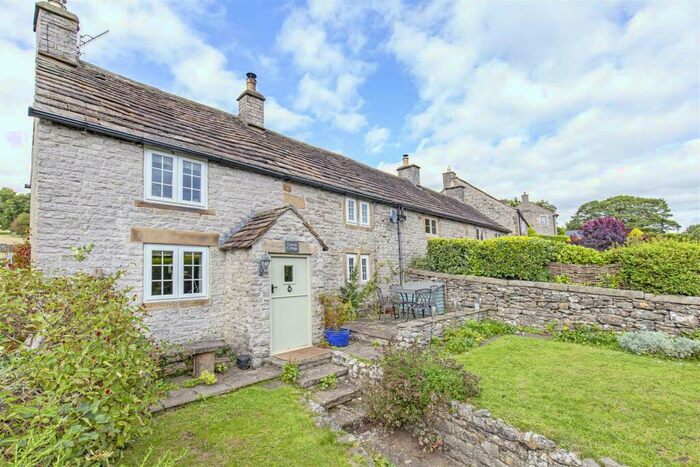 3 Bedroom House For Sale In Little Longstone, Bakewell, DE45