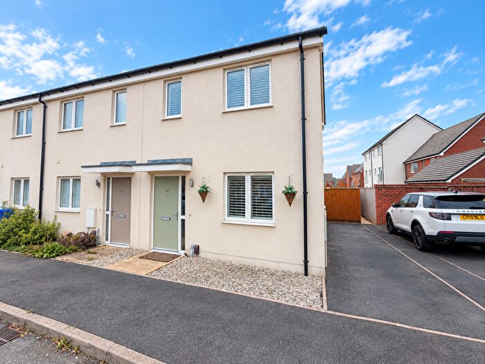 2 Bedroom End Of Terrace House For Sale In Hornbeam Way, Branston, DE14