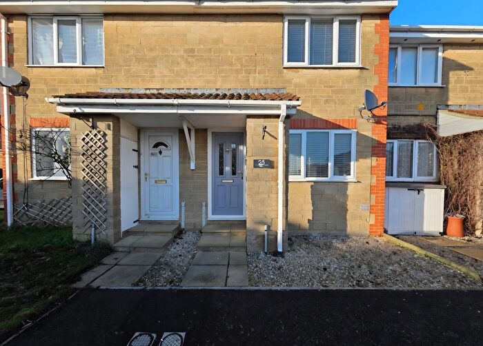 2 Bedroom Property To Rent In Limbury, Martock, TA12