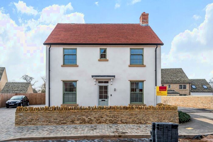 3 Bedroom Detached House To Rent In Woodstock, Oxfordshire, OX20