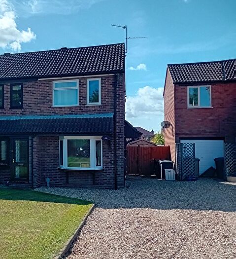 2 Bedroom Semi-Detached House To Rent In Sandhurst Crescent, Sleaford, NG34