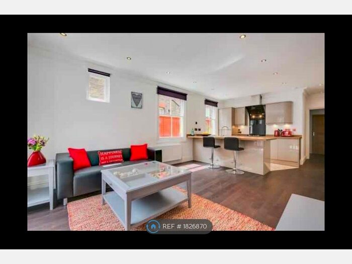 2 Bedroom Flat To Rent In Ormiston Grove, Shepherd's Bush, W12