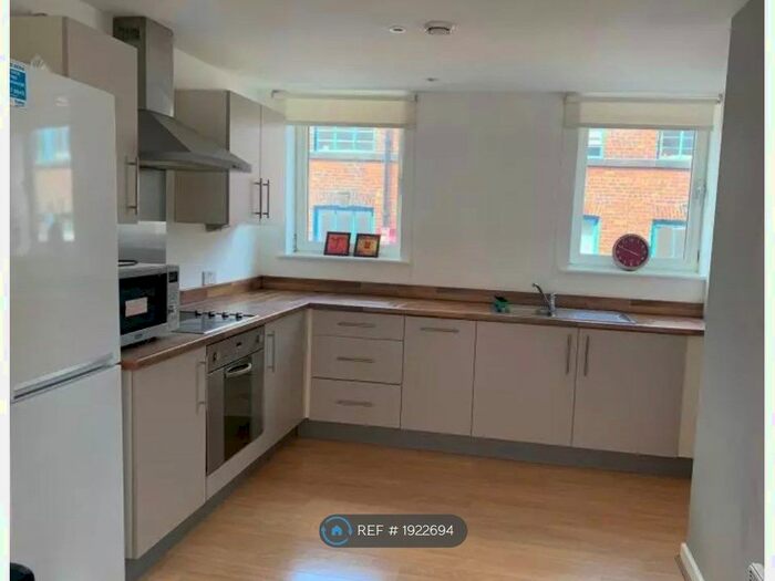 2 Bedroom Flat To Rent In Cornish Square, Sheffield, S6