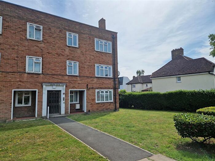 4 Bedroom Flat To Rent In Twickenham Road, Isleworth, TW7