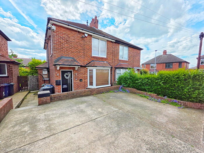 3 Bedroom Semi-Detached House For Sale In Porter Avenue, Barnsley, S75