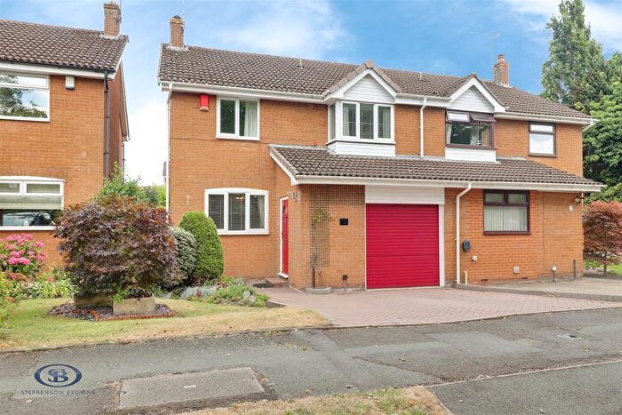 4 Bedroom Semi-Detached House For Sale In Close Lane, Alsager, ST7