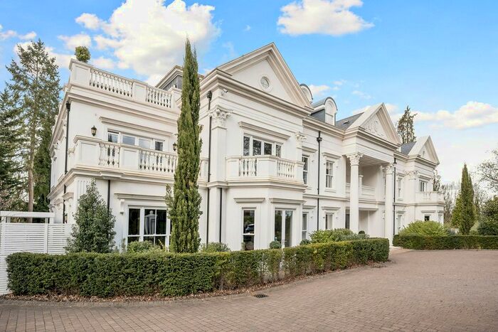 2 Bedroom Flat To Rent In Ridgemount Road, Ascot, SL5