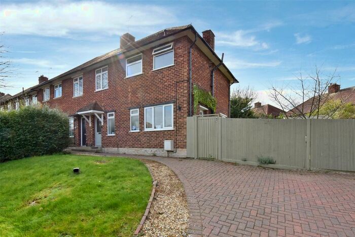 3 Bedroom Semi-Detached House To Rent In Sheepcote Road, Windsor, Berkshire, SL4