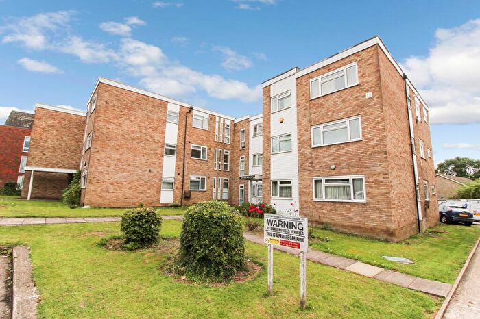 2 Bedroom Apartment To Rent In London Road, Stanmore, HA7