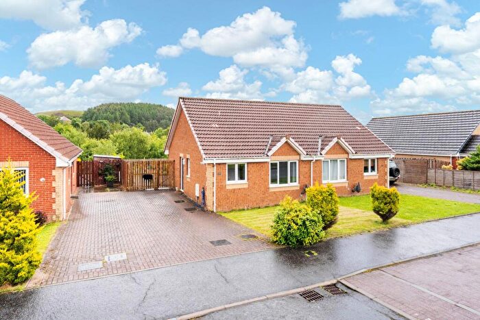 2 Bedroom Semi-Detached Bungalow For Sale In Allison Gardens, Blackridge, EH48