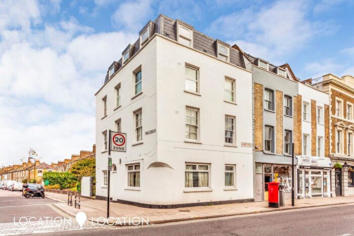 2 Bedroom Flat To Rent In Stoke Newington Church Street, London, N16