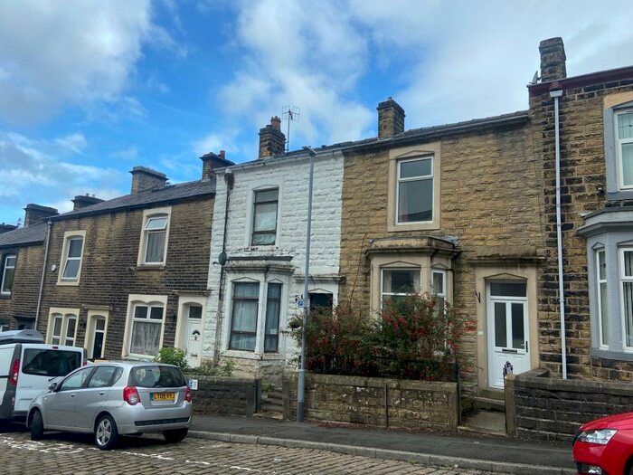 3 Bedroom House To Rent In Hall Street, Colne, BB8