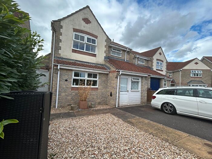 3 Bedroom Semi Detached House To Rent In Grangefields, Street, BA16