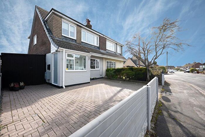 3 Bedroom Semi-Detached House For Sale In Jackson Close, Haskayne, L39