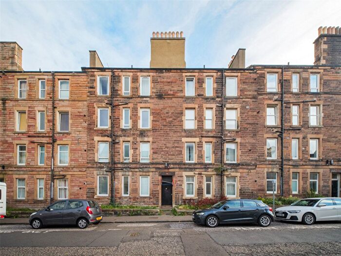 1 Bedroom Flat For Sale In Stewart Terrace, Gorgie, Edinburgh, EH11