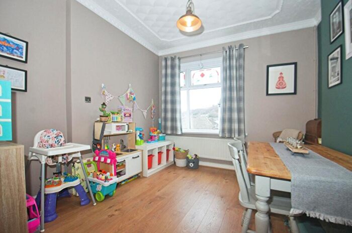 3 Bedroom Terraced House For Sale In Jubilee Road, Abertillery, NP13