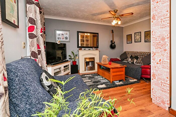 2 Bedroom Terraced House For Sale In Curtis Drive, Coningsby, Lincoln, LN4