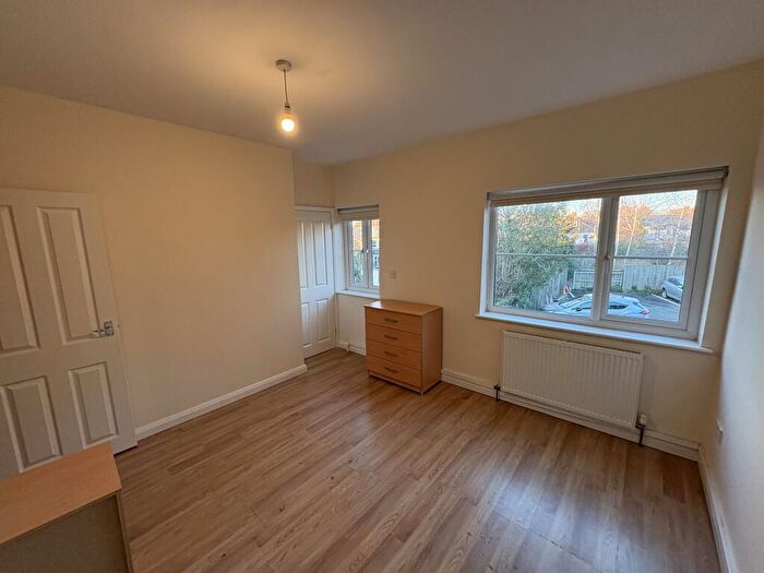 2 Bedroom Apartment To Rent In Temple Road, Temple Road, Oxford, OX4