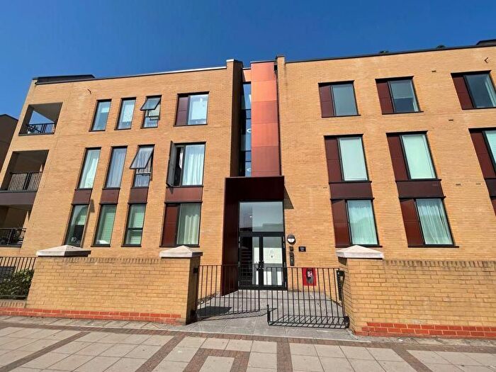 1 Bedroom Flat To Rent In Vermont House, Quayle Crescent, London, N20