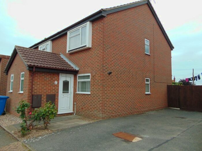 2 Bedroom Terraced House To Rent In Colegates Court, Oare, ME13