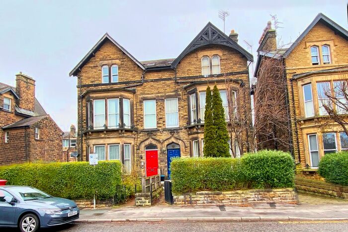 1 Bedroom Flat To Rent In East Parade, Harrogate, HG1