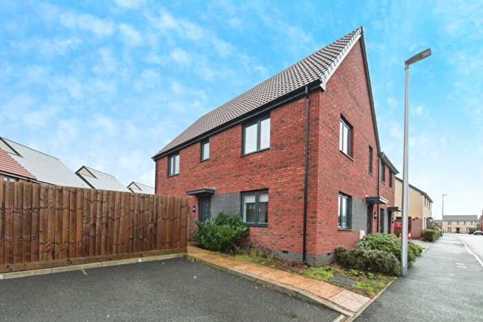 1 Bedroom Flat For Sale In Kingfisher Rise, Cranbrook, Exeter, Devon, EX5