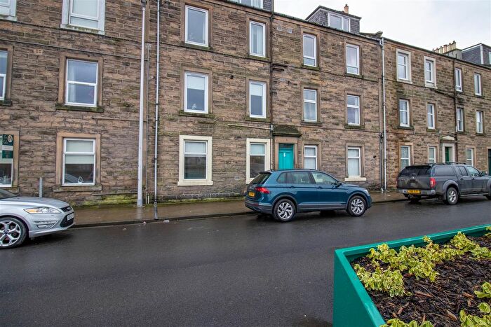 2 Bedroom Flat For Sale In Duke Street, Hawick, TD9