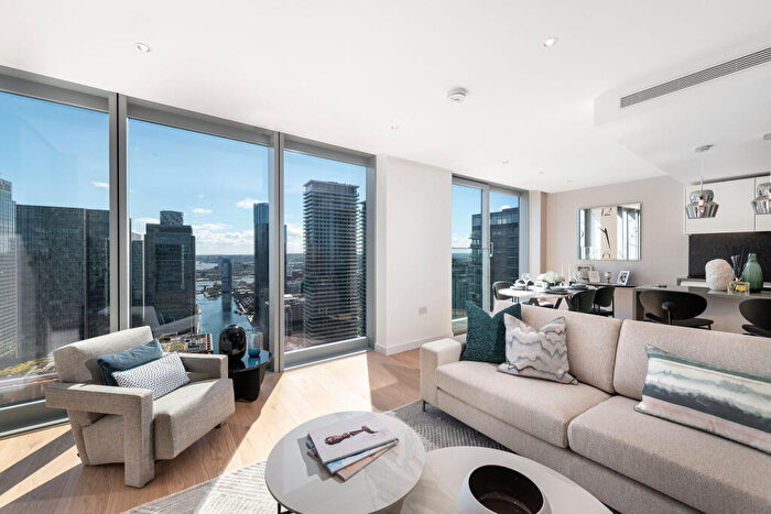 2 Bedroom Apartment For Sale In Landmark Pinnacle, Canary Wharf, E14