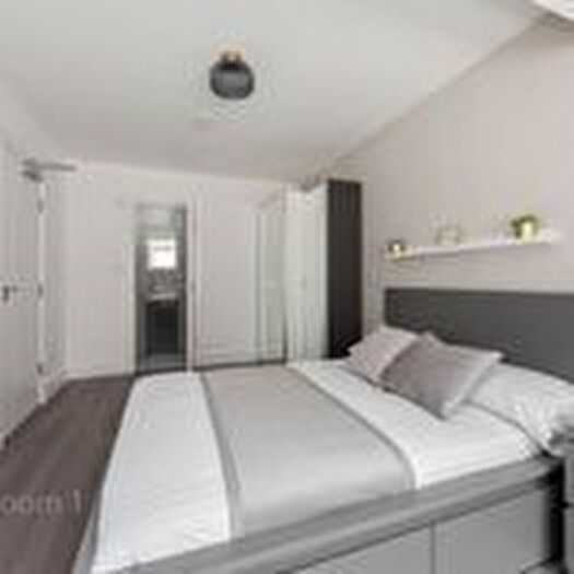 1 Bedroom Property To Rent In Flint Close, London, E15