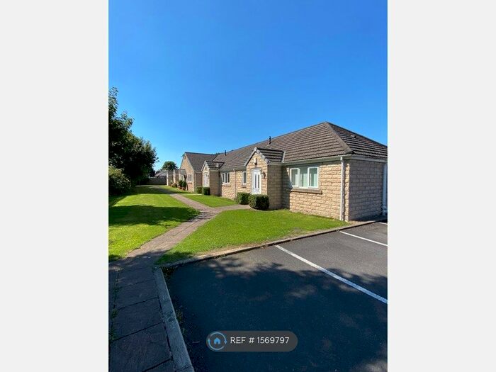 2 Bedroom Bungalow To Rent In Burwain Fold, Colne, BB8